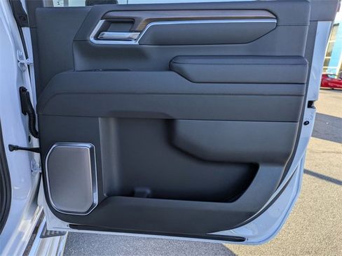 New 2026 Chevrolet Silverado 3500 High Country w/ High Country Premium Package image 36