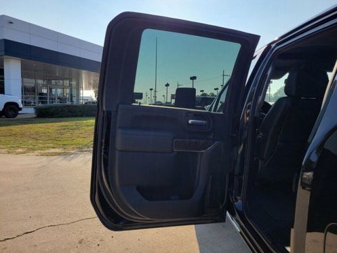 Used 2022 GMC Sierra 2500 Denali image 26