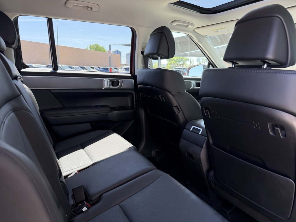 Used 2025 Hyundai Santa Fe XRT AWD/4WD image 36