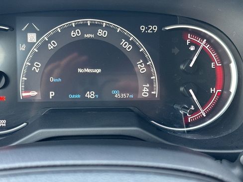 Certified 2024 Toyota RAV4 LE image 31