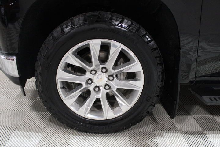 Used 2021 Chevrolet Silverado 1500 LTZ AWD/4WD image 44