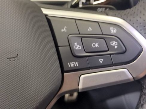 New 2026 Volkswagen Tiguan SEL R-Line AWD/4WD image 28
