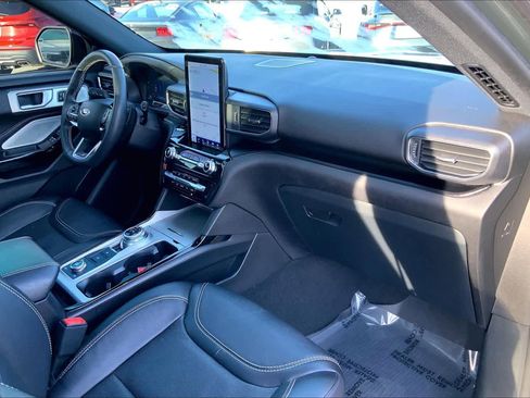 Used 2024 Ford Explorer ST w/ Equipment Group 401A image 18