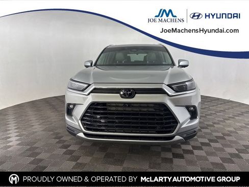 Used 2024 Toyota Grand Highlander Platinum image 4