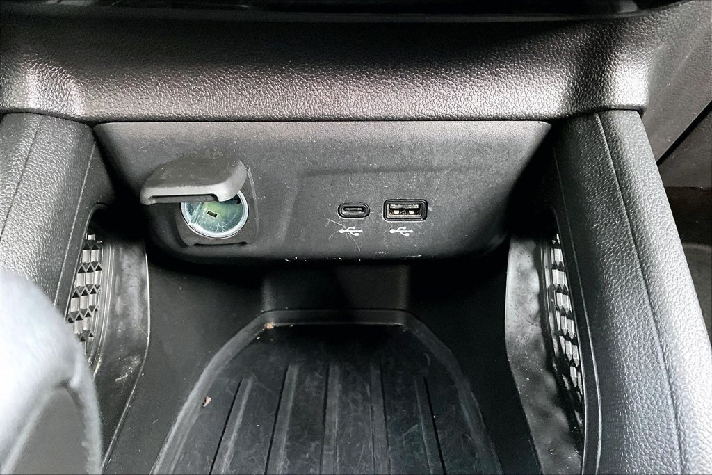 Used 2025 Chevrolet TrailBlazer LT AWD/4WD image 33