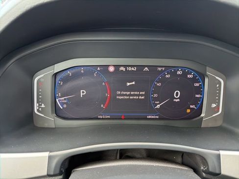 Used 2021 Volkswagen Atlas SEL Premium image 9