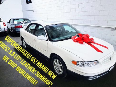 Used 2001 Buick Regal GS w/ Prestige Pkg image 1
