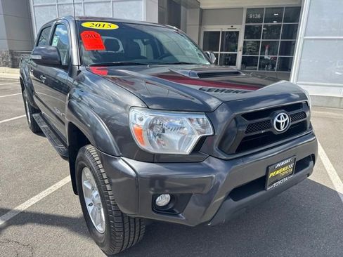 Used 2015 Toyota Tacoma PreRunner w/ TRD Sport Package RWD image 5