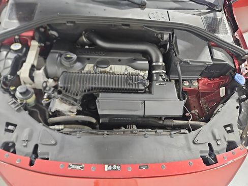 Used 2013 Volvo S60 T5 AWD/4WD image 21