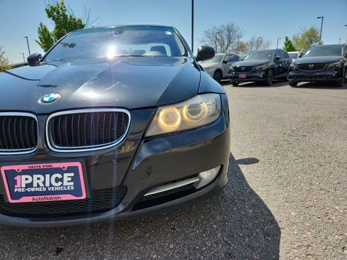 Used 2011 BMW 335i xDrive Sedan AWD/4WD image 8
