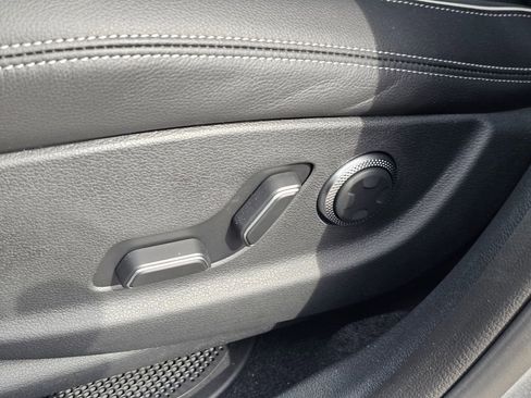 New 2026 Genesis GV70 2.5T Advanced AWD/4WD image 33