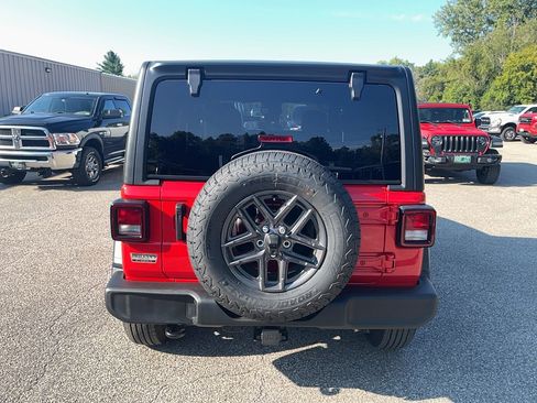 New 2025 Jeep Wrangler Unlimited Sport image 8