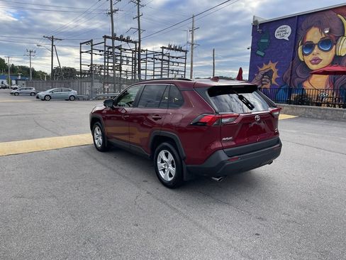 Certified 2019 Toyota RAV4 XLE w/ Convenience Package AWD/4WD image 3
