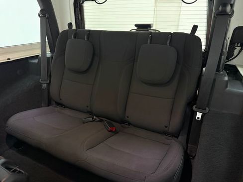 Used 2023 Jeep Wrangler Sport AWD/4WD image 32