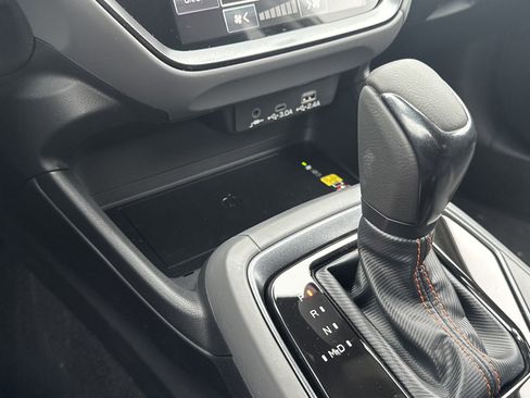 New 2025 Subaru Crosstrek 2.5i Limited w/ Popular Package #3A image 22