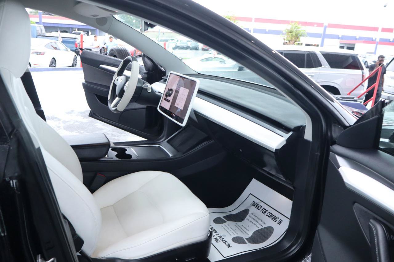 Used 2021 Tesla Model 3 Long Range AWD/4WD image 34
