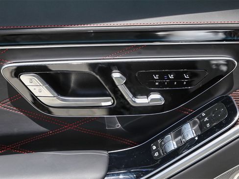 New 2024 Mercedes-Benz S 63 AMG S image 31