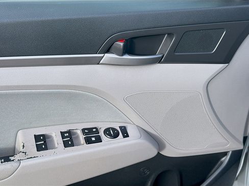 Used 2018 Hyundai Elantra SEL w/ Cargo Package image 16