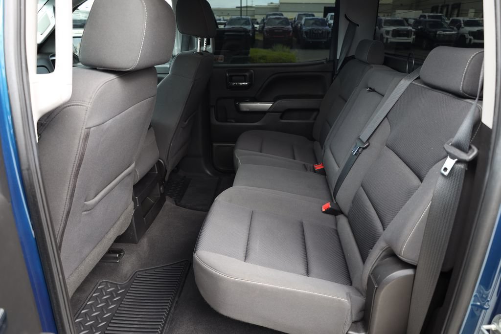 Used 2018 Chevrolet Silverado 1500 LT w/ Texas Edition RWD image 17