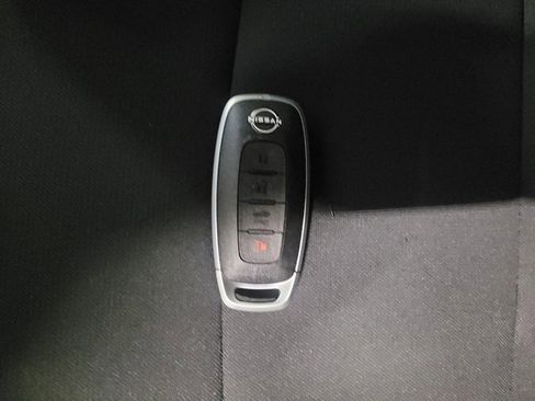 Used 2025 Nissan Sentra S FWD image 32