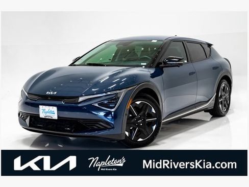 Used 2025 Kia EV6 Wind RWD image 1