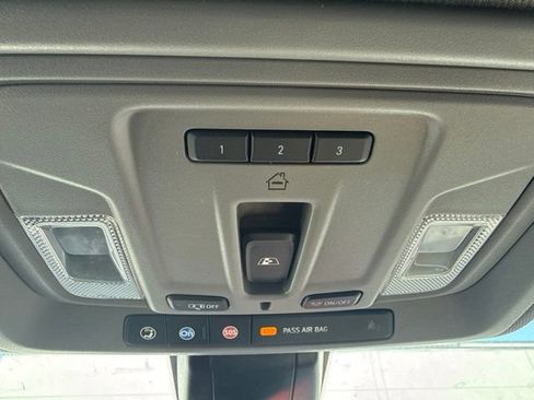 Used 2021 GMC Sierra 2500 Denali AWD/4WD image 19