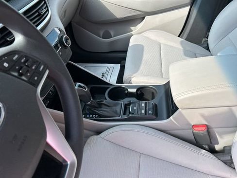 Used 2019 Hyundai Tucson SE AWD/4WD image 28