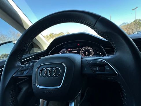 Used 2019 Audi Q8 Premium Plus image 21