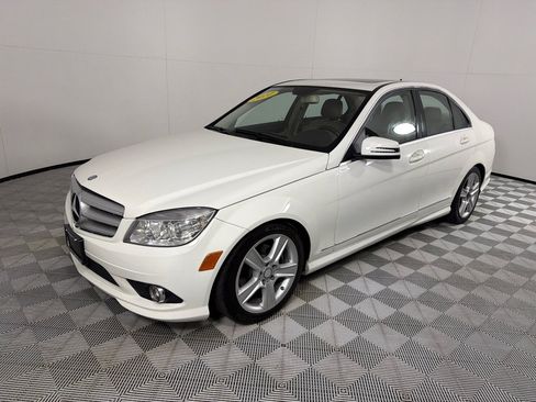Used 2010 Mercedes-Benz C 300 4MATIC Sedan image 9