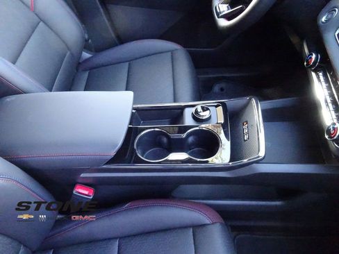 New 2026 Chevrolet Equinox RS image 18