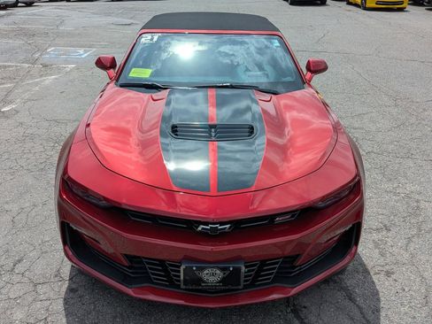 Used 2021 Chevrolet Camaro SS RWD image 3
