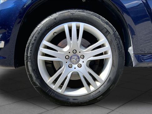 Used 2015 Mercedes-Benz GLK 350 4MATIC image 11