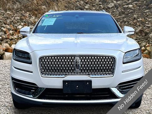 Used 2019 Lincoln Nautilus Reserve AWD/4WD image 3