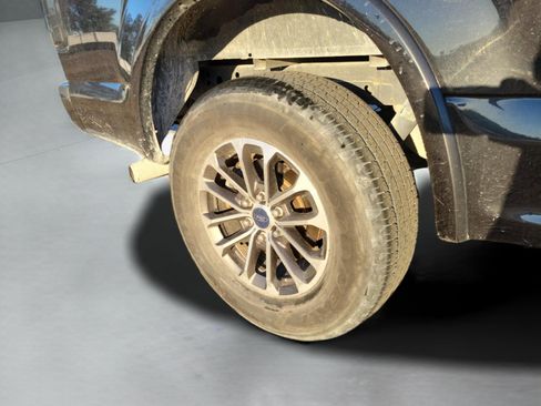 Used 2019 Ford F150 XLT w/ Equipment Group 302A Luxury image 29