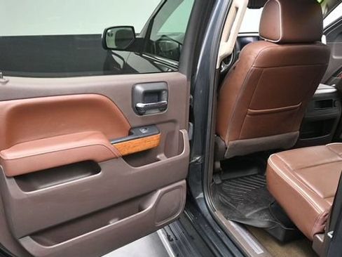 Used 2017 Chevrolet Silverado 1500 High Country AWD/4WD image 21