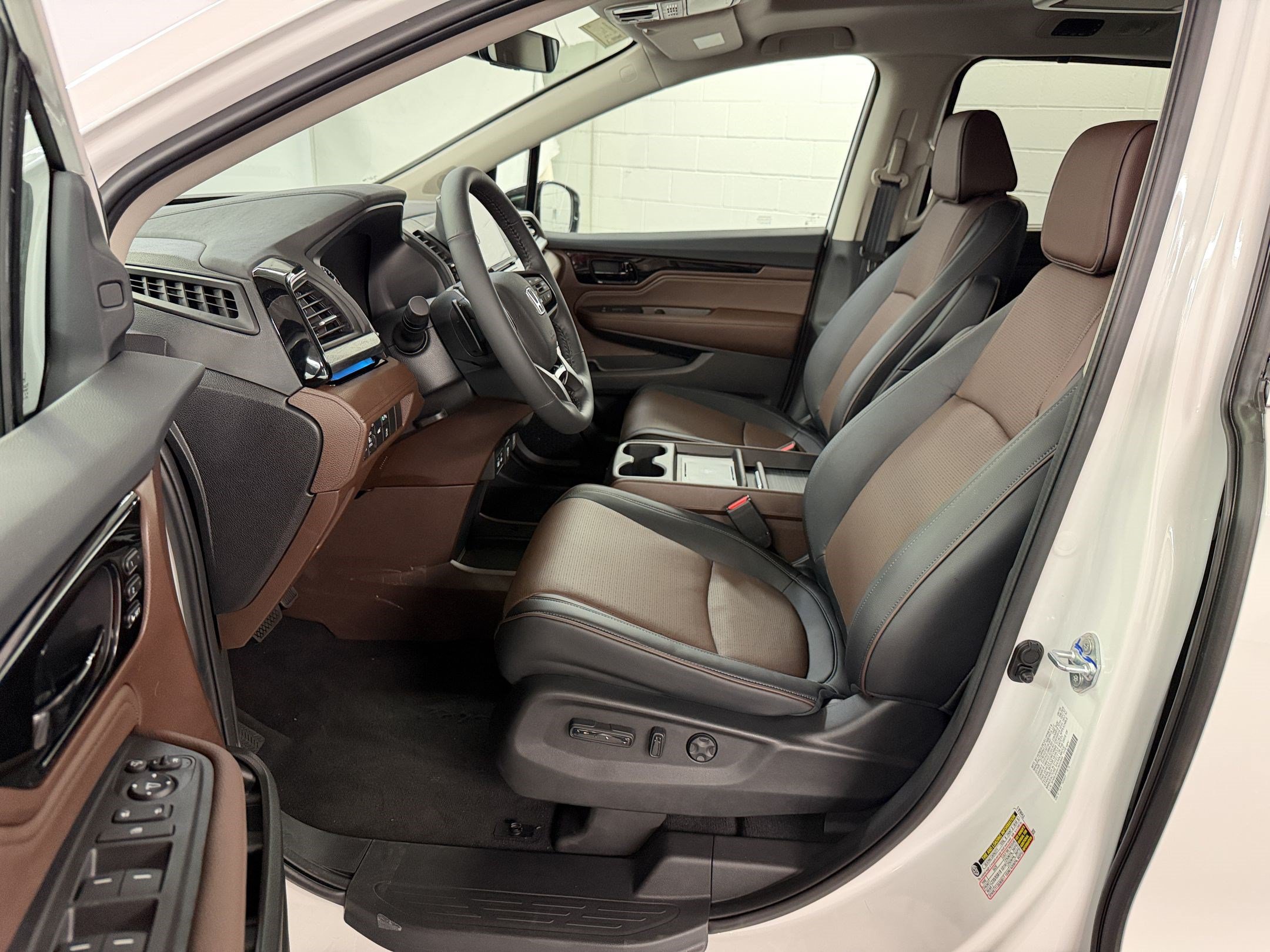 New 2027 Honda Odyssey Elite image 5