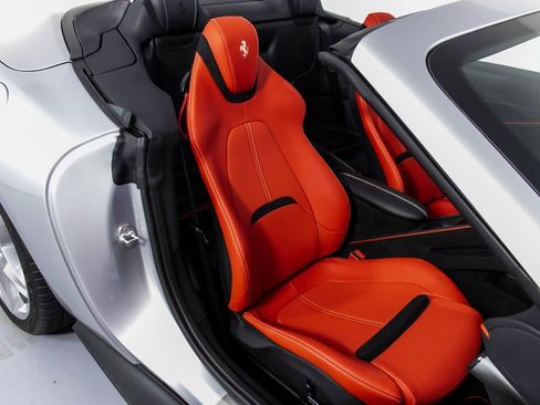 Certified 2025 Ferrari Roma Spider image 54