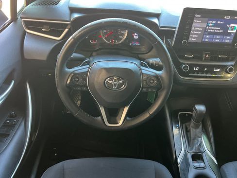 Used 2021 Toyota Corolla SE FWD image 16