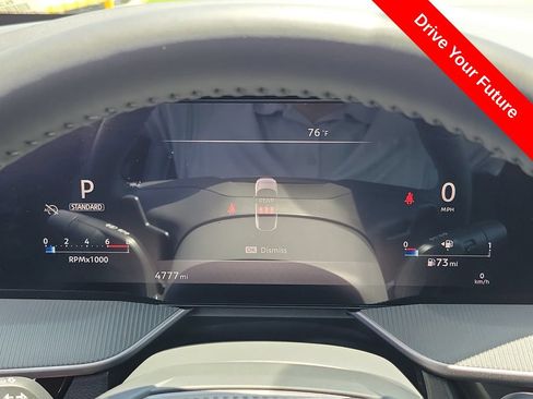 Used 2025 Nissan Murano SV FWD image 9