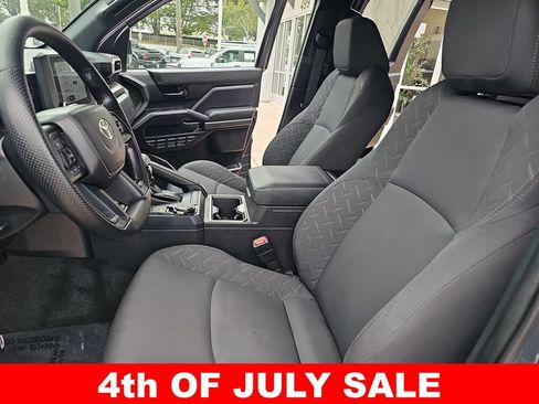 Used 2025 Toyota Tacoma SR5 AWD/4WD image 14