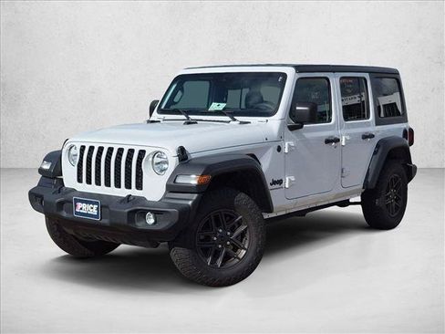 Used 2024 Jeep Wrangler Unlimited Sport AWD/4WD image 2