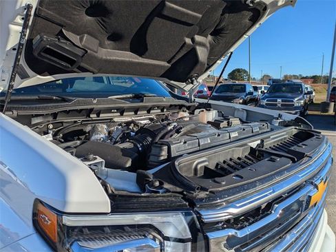 New 2026 Chevrolet Silverado 3500 High Country w/ High Country Premium Package image 43