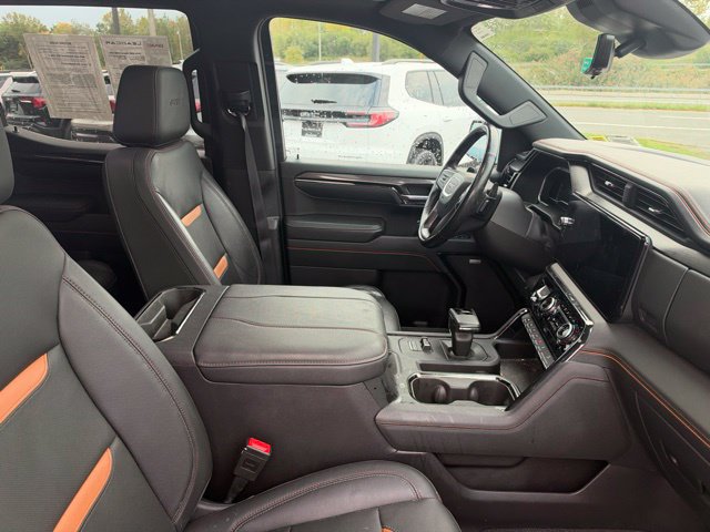 Used 2024 GMC Sierra 1500 AT4 w/ Technology Package AWD/4WD image 13