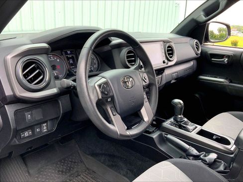 Used 2023 Toyota Tacoma TRD Off-Road AWD/4WD image 13