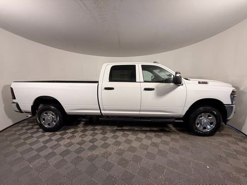 New 2026 RAM 2500 Tradesman AWD/4WD image 10