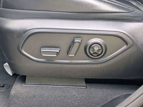 Used 2024 Jeep Grand Cherokee Limited 4xe AWD/4WD image 17