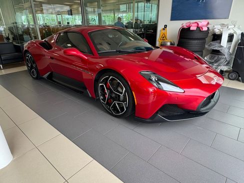 Used 2022 Maserati MC20 Coupe image 1