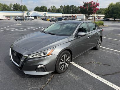 Used 2021 Nissan Altima 2.5 SV