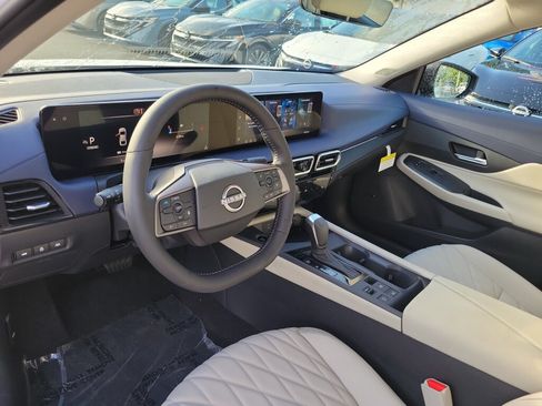 New 2026 Nissan Sentra SL w/ Floor Mat Package FWD image 17