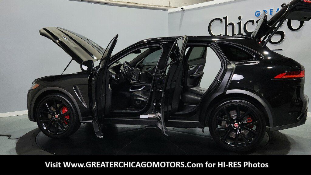 Used 2020 Jaguar F-PACE SVR AWD/4WD image 18